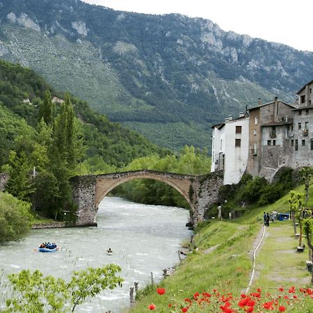 Hostal Can Josep Sort Exterior foto